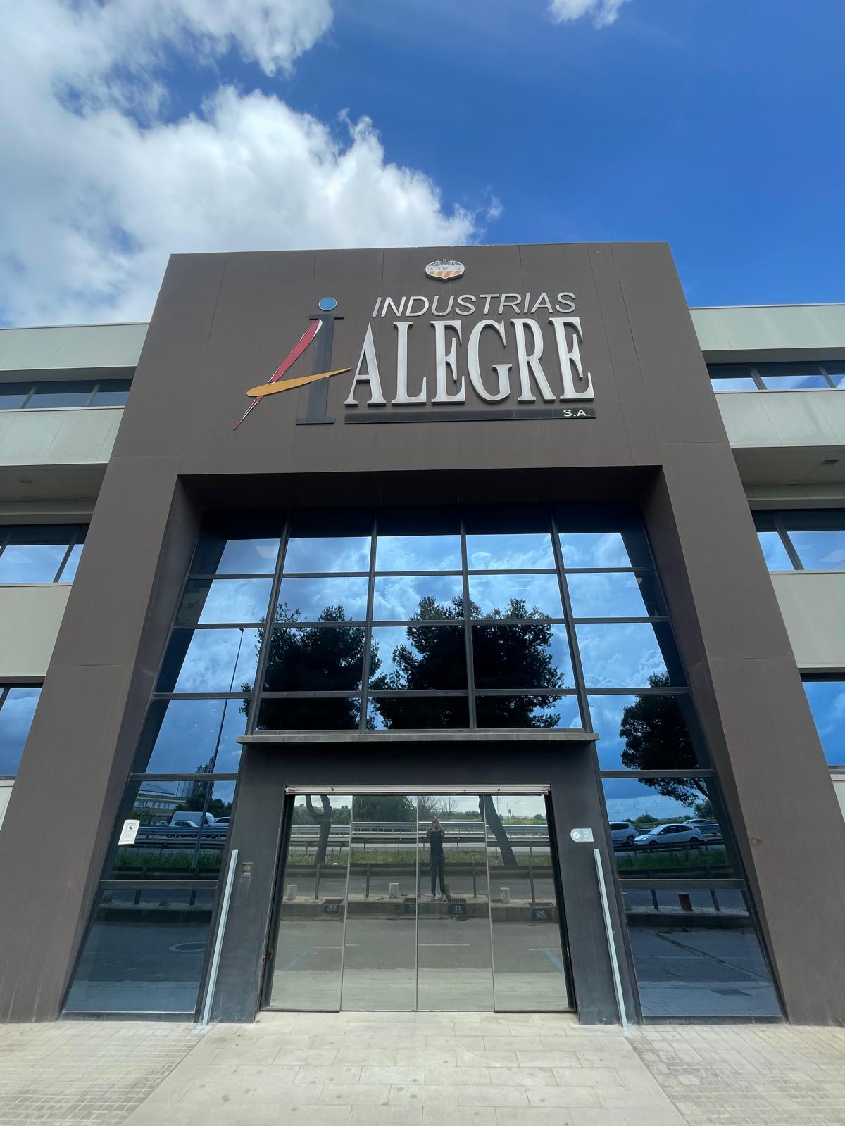 Fachada Industrias Alegre
